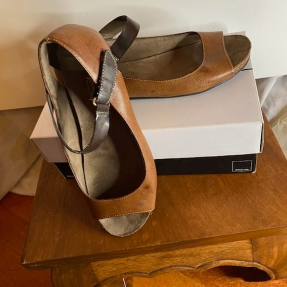 Natural Soul By Naturalizer  Open toe flat shoe size 9.5 - Picture 5 of 9